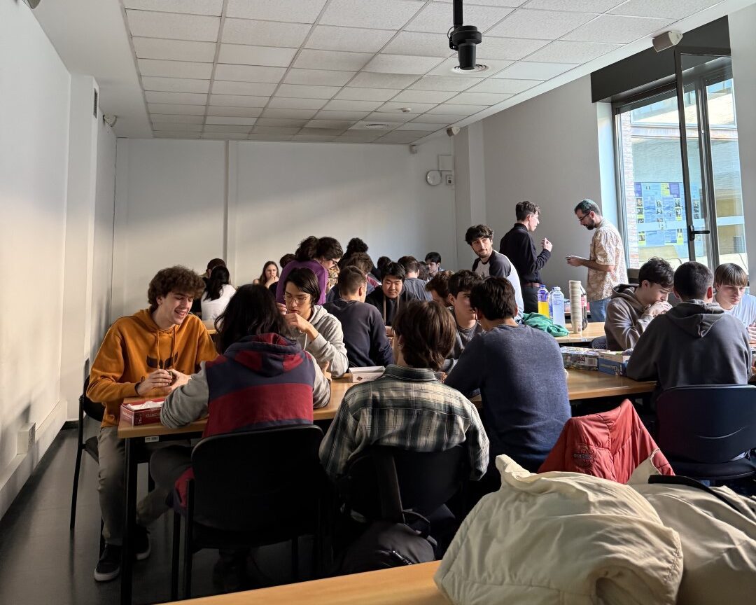 Cartas, Pizza y Wii Sports: El Game Day que rompió el marcador 🎲🍕🎮